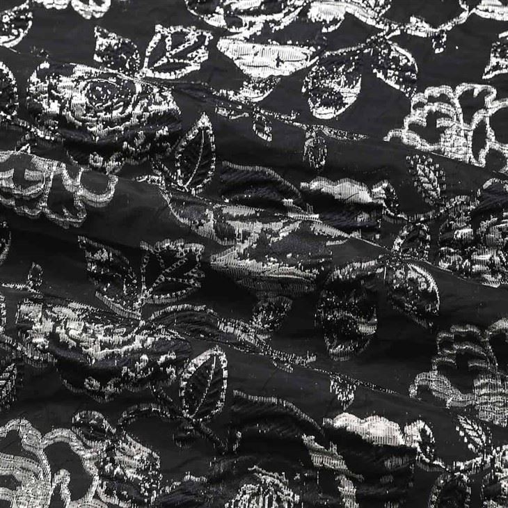 YiLi Black Rose Jacquard Fabric With Metallic Thread